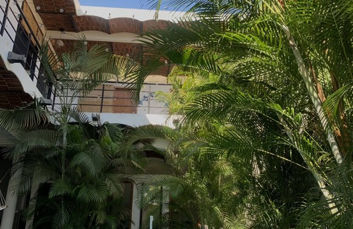 Compostela House | Beautiful House with Pool- Exclusive for you- Steps away from Playa Virgen