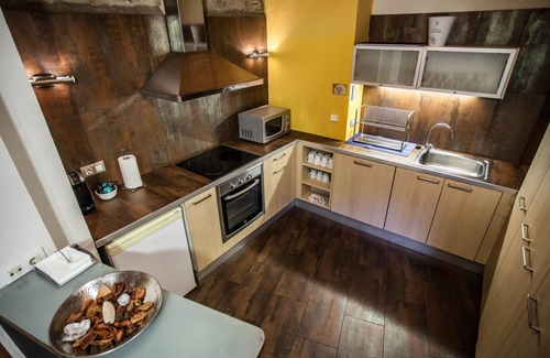 Riudaura Cottage | Beautiful house with 5 bedrooms with garden, pool and barbecue.