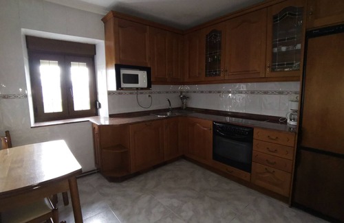 Pedrena House | Beautiful house with garden in the bay of Santander