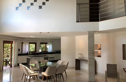 Parque dos Cafezais II Cottage | Beautiful house with incredible view/high standard/condominium/WiFi/heated pool/soccer field