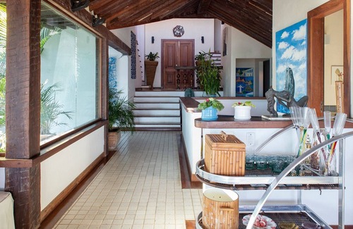 Buzios Villa | Beautiful house with nine suites, with unique views of the high seas