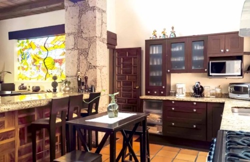 Taxco House | Beautiful house with pool and view of Taxco