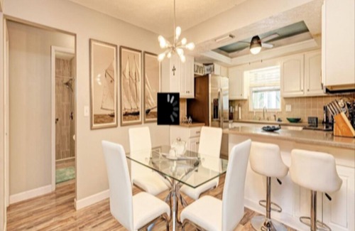 South Venice House | Beautiful House with private pool.