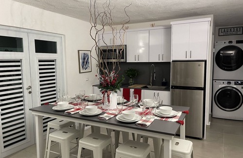 Isabel II House | Beautiful House with Renewable Energy and Tesla Powerwall, Close to Ferry