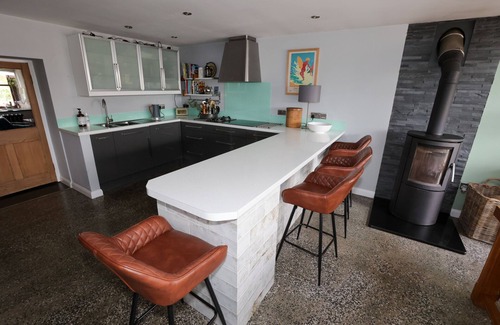 Haverfordwest House | Beautiful house within a Pembrokeshire estuary village