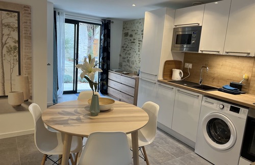 Montbrison-sur-Lez Other | Beautiful independent guesthouse in the heart of the Drôme Provençale