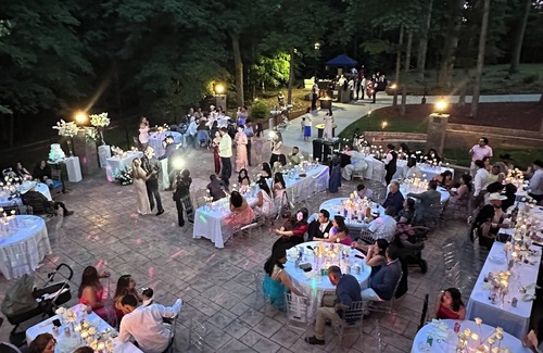 Greensboro House | Beautiful indoors and Outdoors