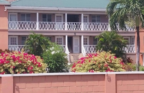 Camps Apartment | Beautiful island getaway, close proximity to popular beaches and historic site A