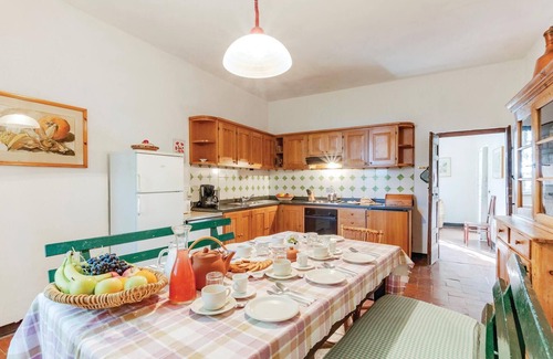 Borgo Val di Taro House | Beautiful home in Borgo Val di Taro PR