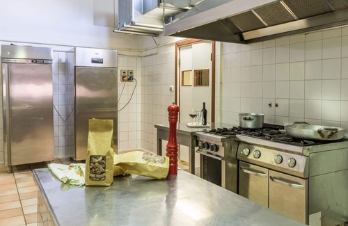 Montefiore dell'Aso Villa | Beautiful and spacious villa with private pool and large garden, located in Montefiore dell'Aso, jus