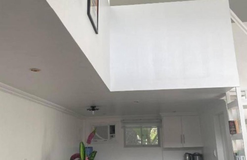 Sipalay Hotel | Beautiful Junior Suite in Lopez Beach Resort