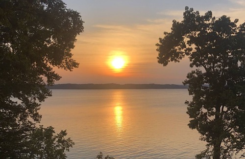 Waverly Cabin | Beautiful Kentucky Lake