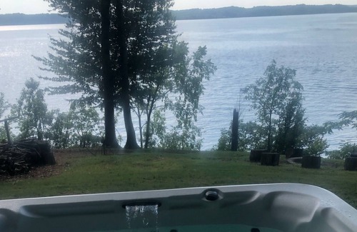 Waverly Cabin | Beautiful Kentucky Lake