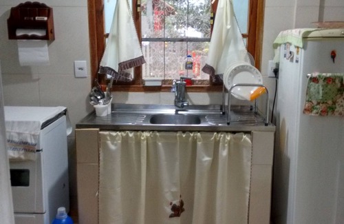 Southeast Region House | Beautiful kit. Pau Grande beach, between Piúma and Iriri. 3 people. min. 3 nights.