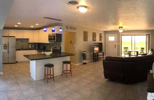 Indian Lake Estates House | Beautiful Lake Front Vacation Home On One Of Florida's Best Bass Lakes!