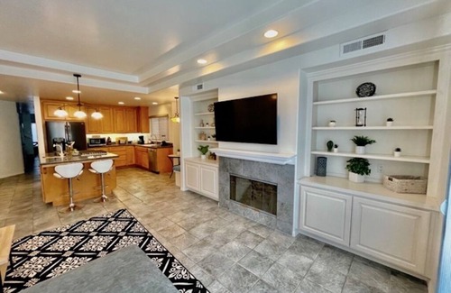 Village of La Jolla House | Beautiful La Jolla Village Home, Sleeps 9