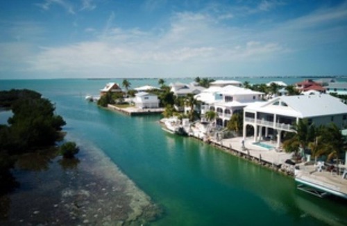 Summerland Key House | Beautiful Lagoon view on canal pool home Summerland