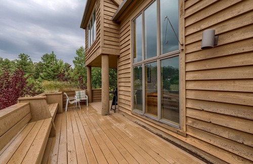 Red Feather Lakes House | Beautiful lake home located in a gated golf course community in the mountains