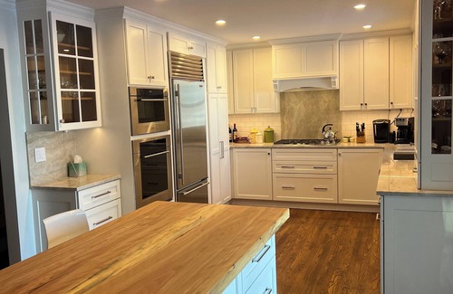 Boyne City House | Beautiful Lake Charlevoix with Sandy Beach- Great For Families