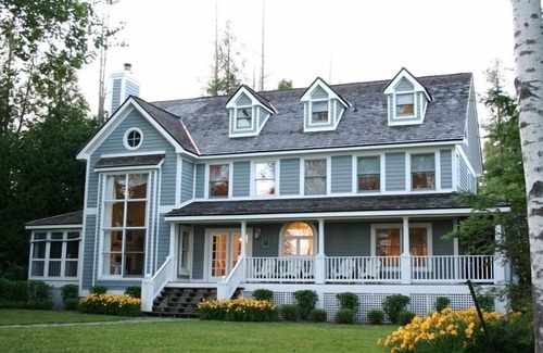 Boyne City House | Beautiful Lake Charlevoix with Sandy Beach- Great For Families