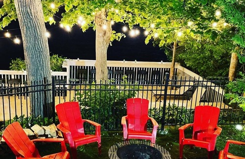 Beaverton House | Beautiful lake front 5 bedrooms , 3 full baths fully renovated on Lake Simcoe