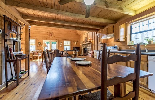 Mentone House | Beautiful lake front cabin nestled in the woods!