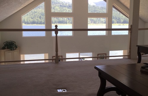Rathdrum House | Beautiful Lake Front Property