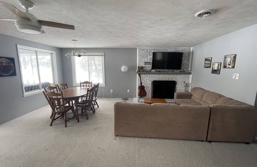 National City Cottage | Beautiful Lake House & Spacious 4 BR