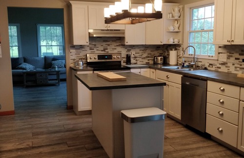Warsaw House | Beautiful Lake Home in a quiet relaxing setting. Access to paddle boats.
