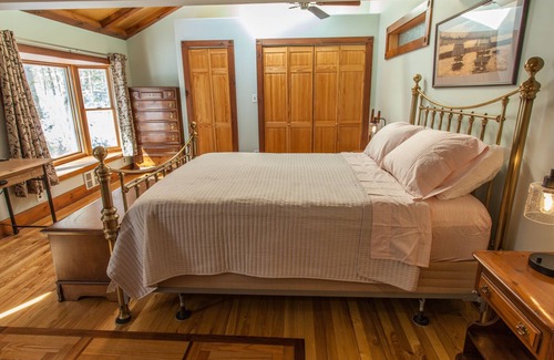 Schroon Lake Cabin | Beautiful Lake House on Schroon Lake with private beach and dock slip-4bed/4bath