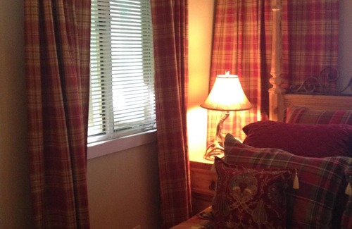 Indian River Cottage | Beautiful Lake House On Burt Lake: Amazing Views and Well Furnished