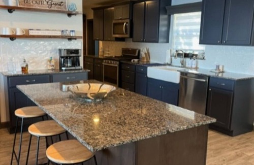 Vinita House | Beautiful Lake House on cliff overlooking South Grand Lake. Breath-taking views!