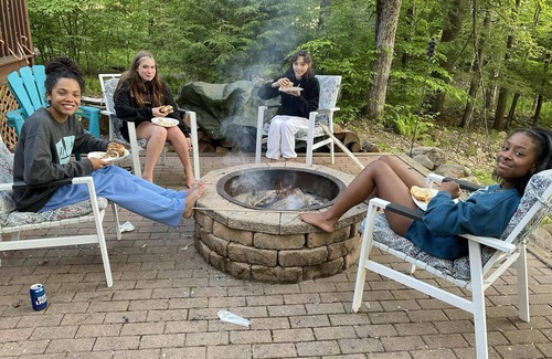 Day Cabin | Beautiful lake house right on Sacandaga Lake!