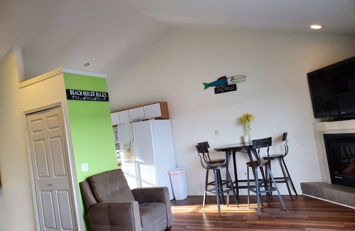 East Jordan Condo | Beautiful Lake Life Condo on Lake Charlevoix with optional boat slip.