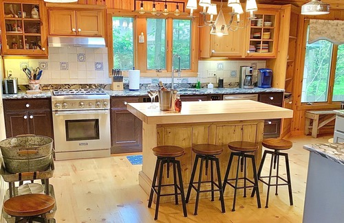 Fennville House | Beautiful Lake Michigan Home - Private Beach - Your Summer 2026 Escape!