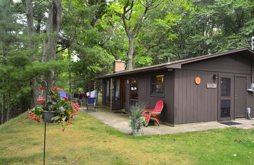 Pentwater Cottage | Beautiful Lake Michigan Beachfront Location