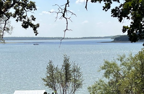 Brownwood House | Beautiful Lake Views with Private Dock Access