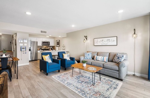 Walden on Lake Conroe Condo | Beautiful lake views at Lake Conroe Lakeside Retreat- 1st Floor
