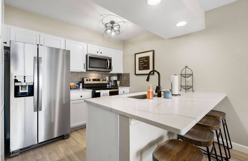 Walden on Lake Conroe Condo | Beautiful lake views at Lake Conroe Lakeside Retreat- 1st Floor