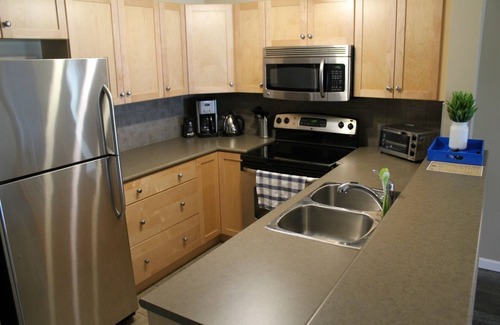 East Kootenay Apartment | Beautiful Lake Windermere Pointe Condo - Sleeps 6