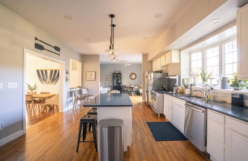 Greenwood Lake House | Beautiful lakefront getaway with hot tub!