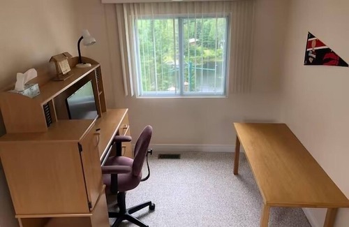 Hastings Highlands Cottage | Beautiful Lakefront Algonquin Experience