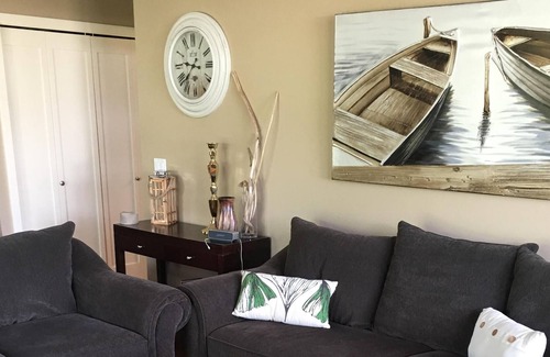 Vernon Cabin | Beautiful lakefront cabin