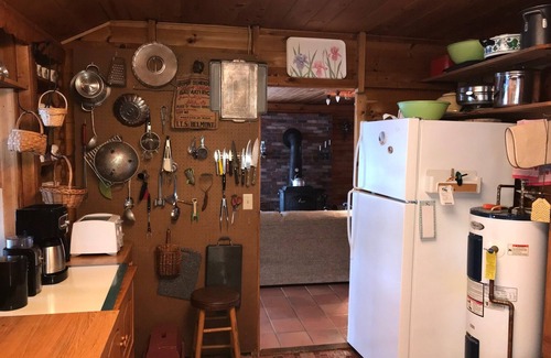 Stoneham Cottage | Beautiful Lakefront Cottage with private dock