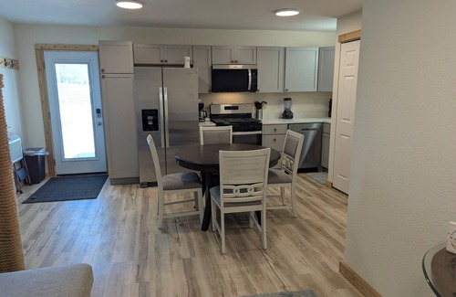 Warsaw House | Beautiful Lakefront home, pets welcome, fully fenced, dock, kayaks, fishing!
