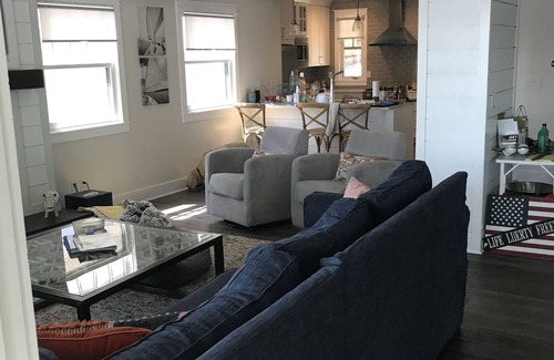 Delavan Lake House | Beautiful Lakefront Home w/private pier and swim raft