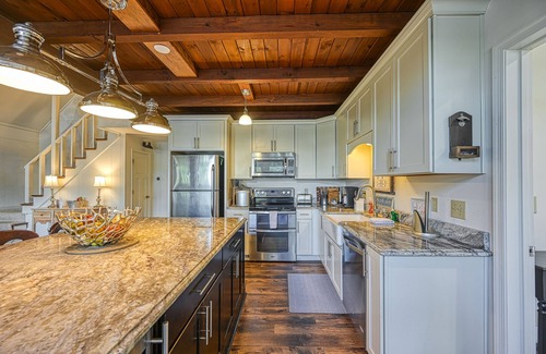 Morgan II House | Beautiful lakefront home with fireplace, deck, central AC, & washer/dryer