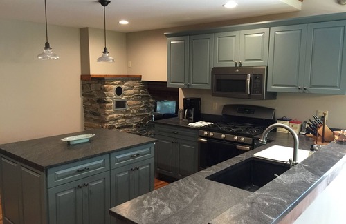South Londonderry House | Beautiful Lakefront Home is located in Woods on Cole Pond. Near Stratton