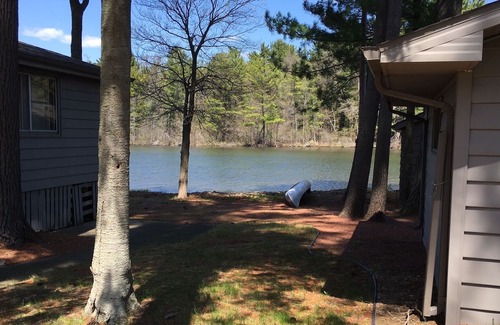 Clintonville House | Beautiful Lakefront Vacation Home!!
