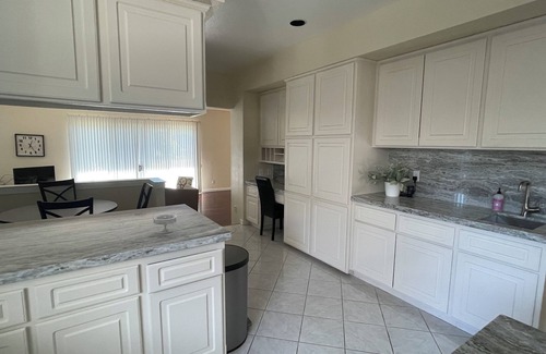 Pocket House | Beautiful Lakefront Property with Stunning views and Large floorplan